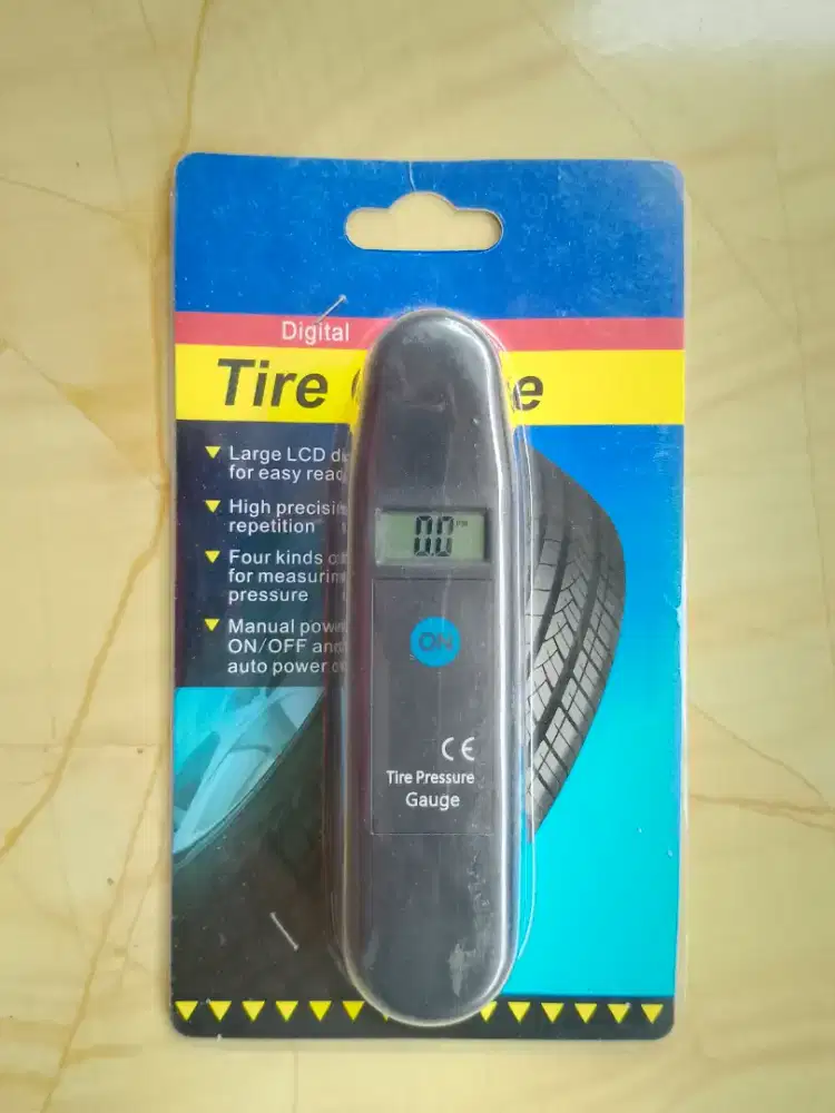 TEST BAN (TIRE PRESSURE GAUGE)