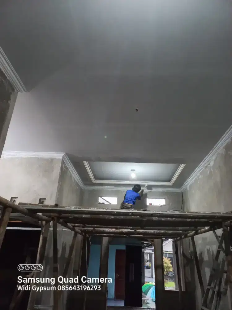 Pemasangan Plafon Gypsum & PVC