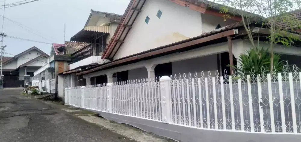 Jual Rumah di Pakjo - Demang Lebar Daun