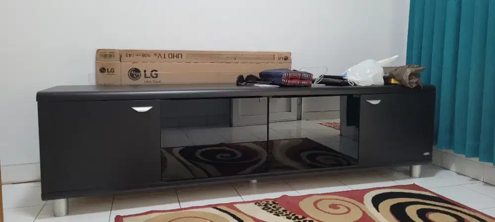 Cardenza TV merk Informa