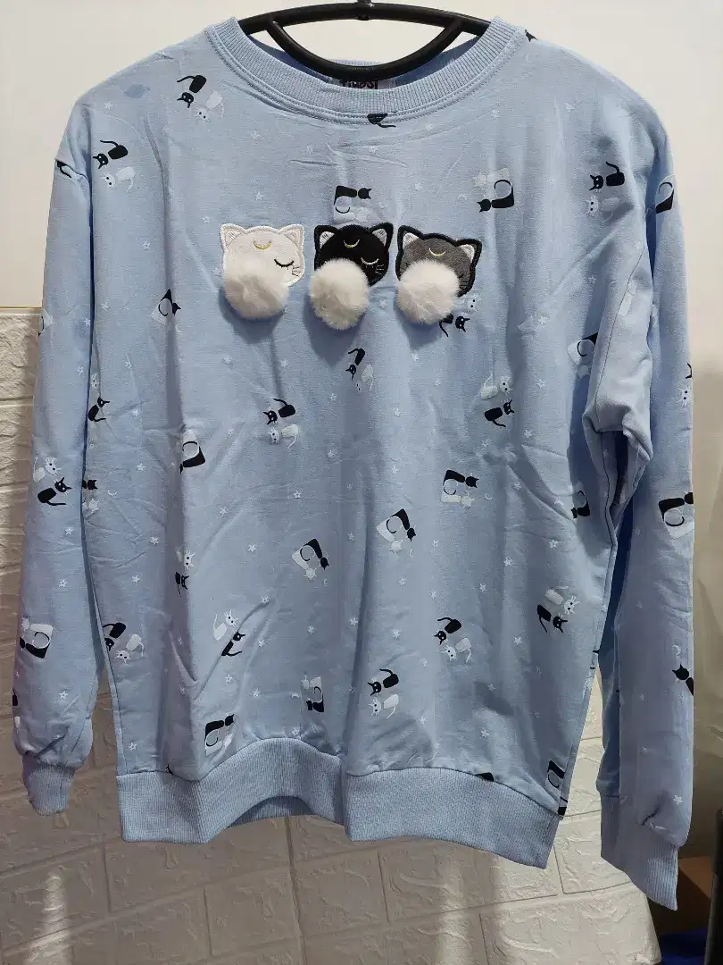 Sweater Blue Motif Cat