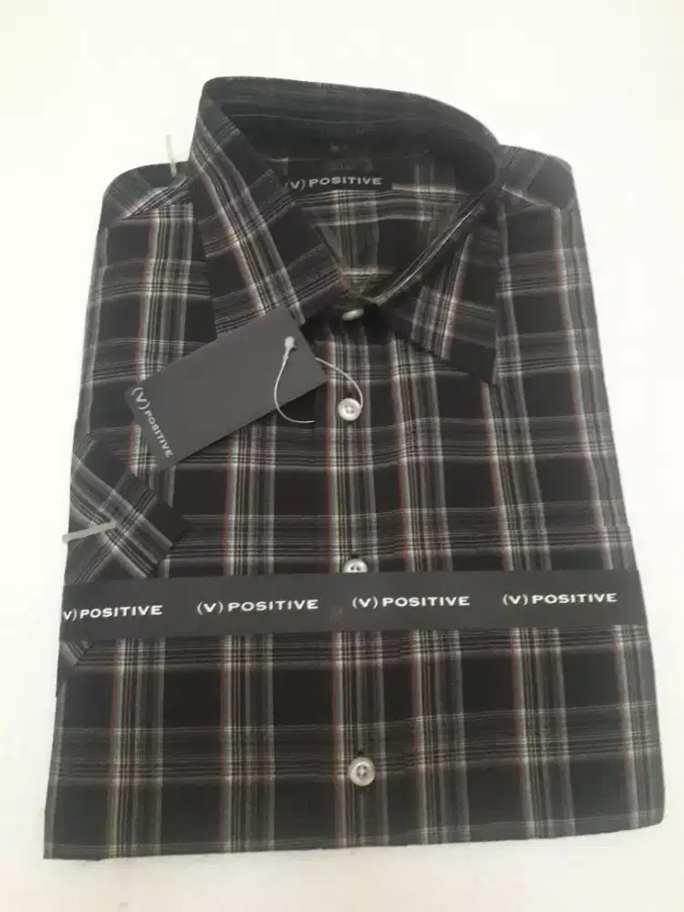 Kemeja pria merek POSITIVE