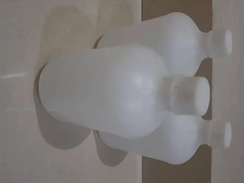 Jerigan Botol Bulat Plastik HDPE 1 Liter