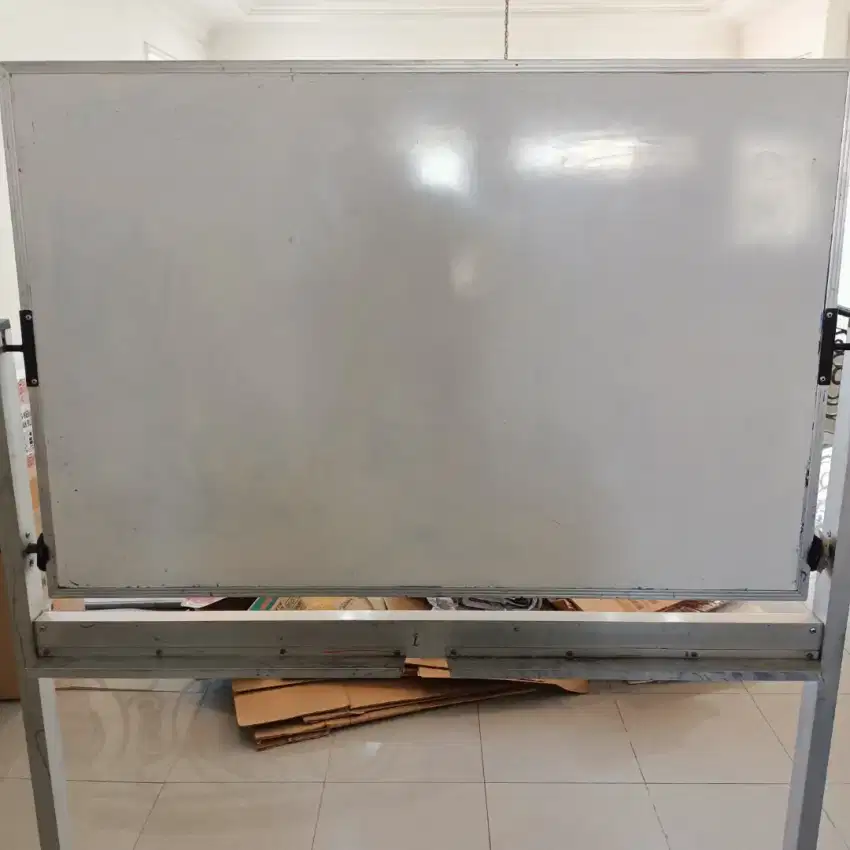 Papan tulis whiteboard double side magnet 90x60cm