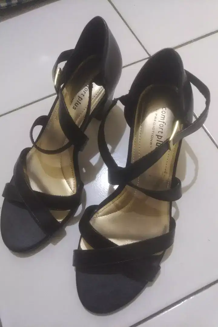 Sepatu pesta dapet 3