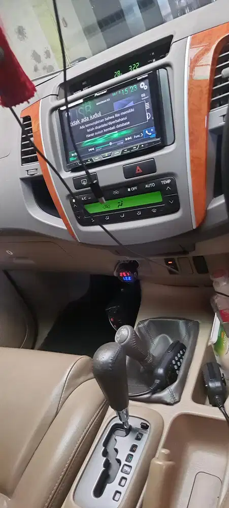 Toyota Fortuner V 4x4 2.7