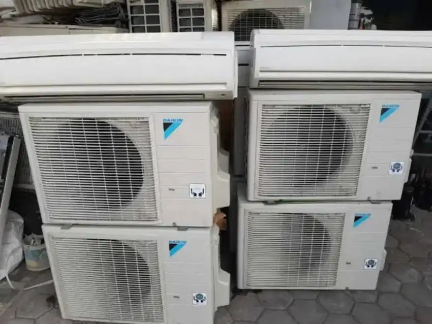 AC DAIKIN 2 PK ORIGINAL PABRIK MULUS SUPER DINGIN