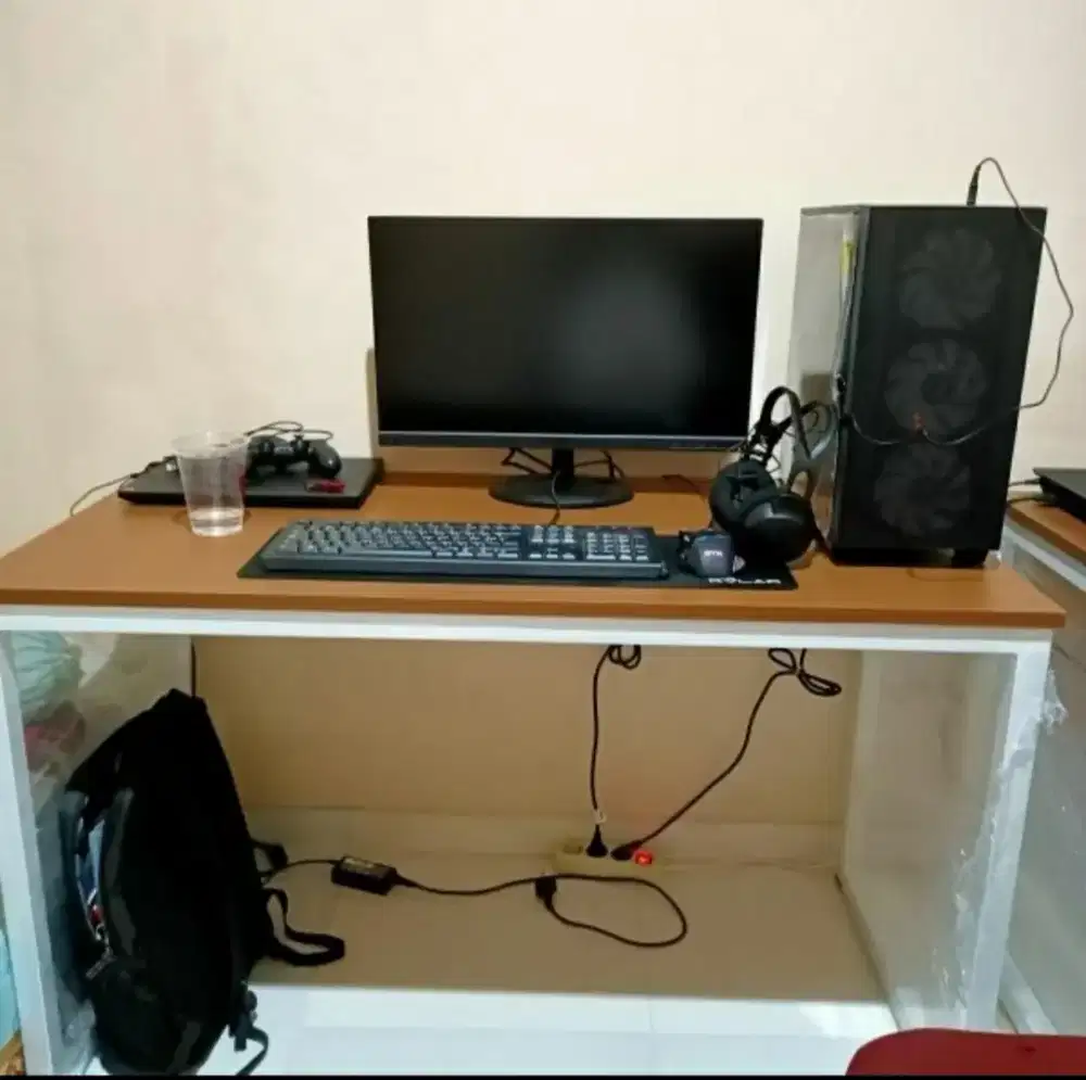 Meja kerja / meja kantor uk. 120*60*70