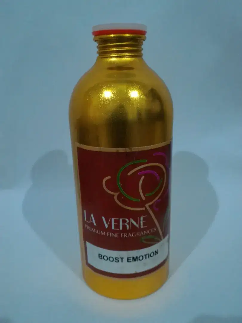 Botol kaleng parfum Laverne 500ml gold bekas La Verne