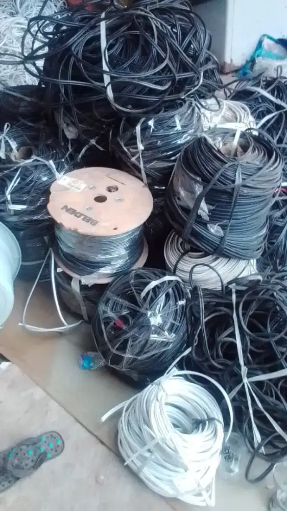 Jual beli barang bekas surabaya