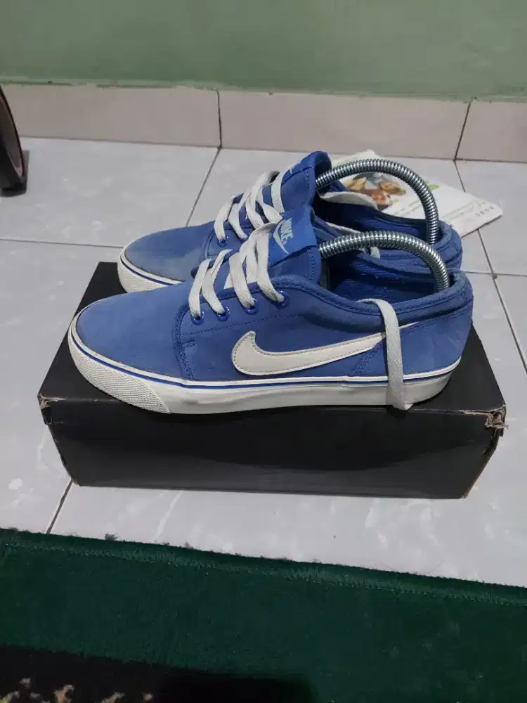 Sepatu casual nike BLazer low