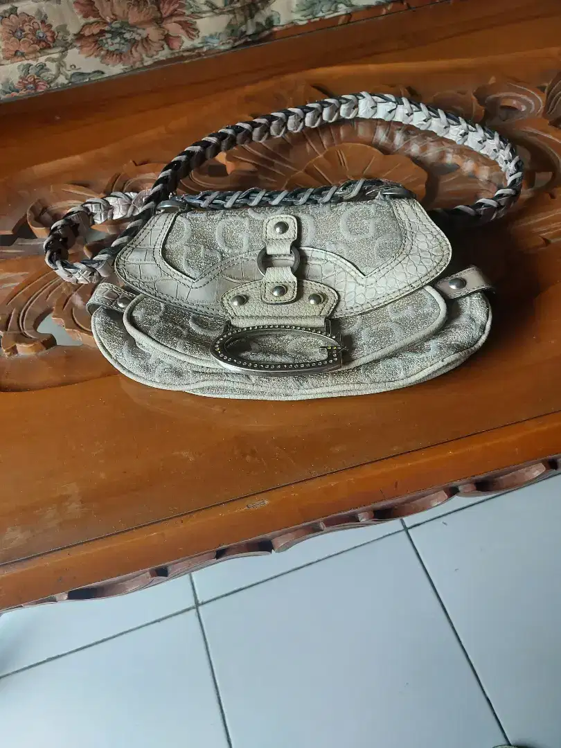 Tas guess original
