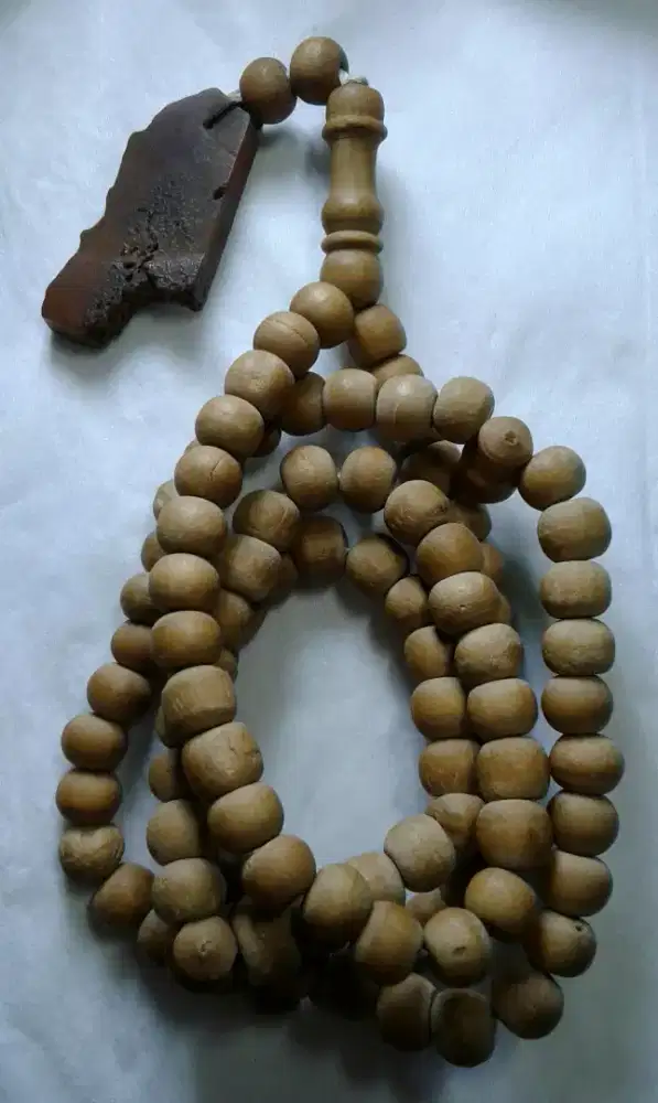Tasbih Kayu Kopi Liontin Pupul