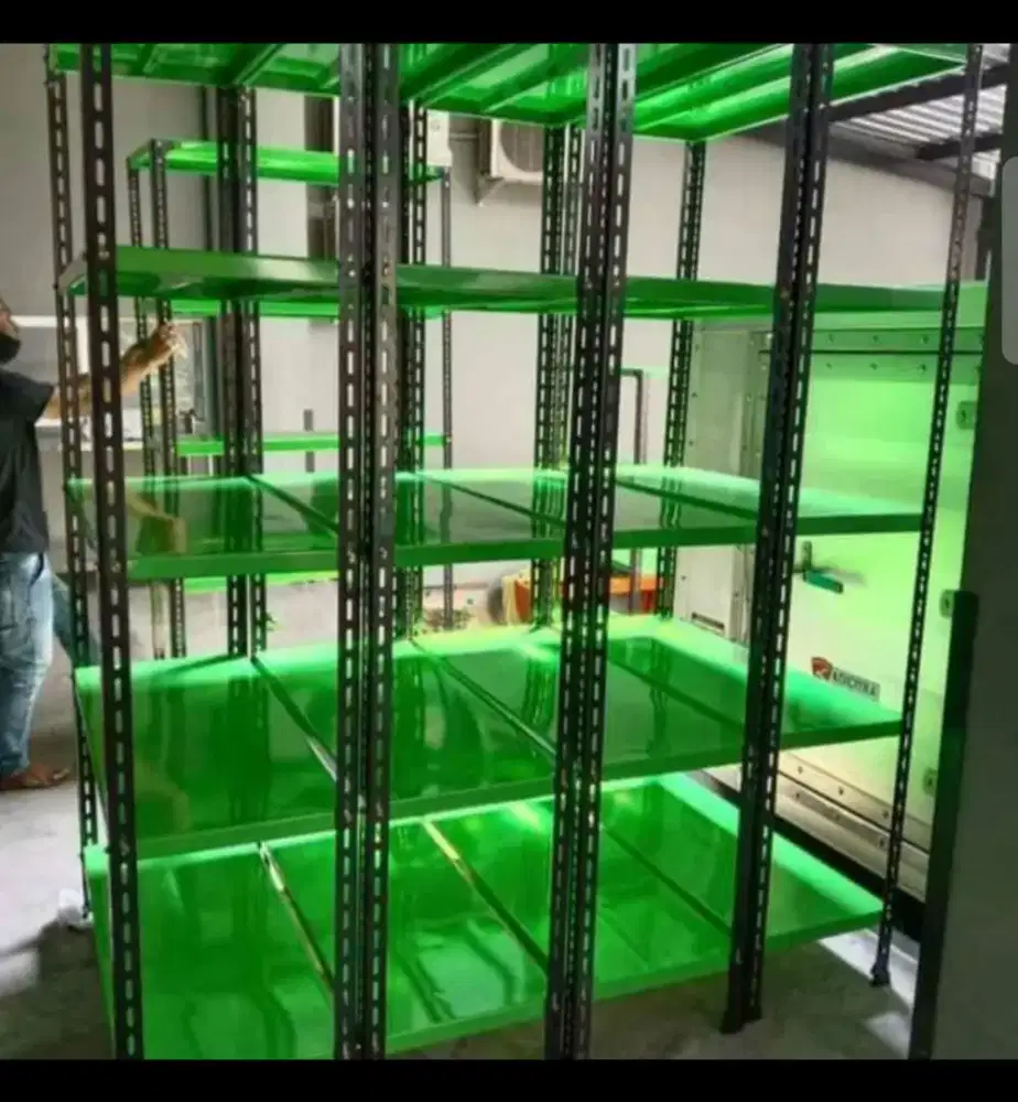 Rak besi serbaguna malang