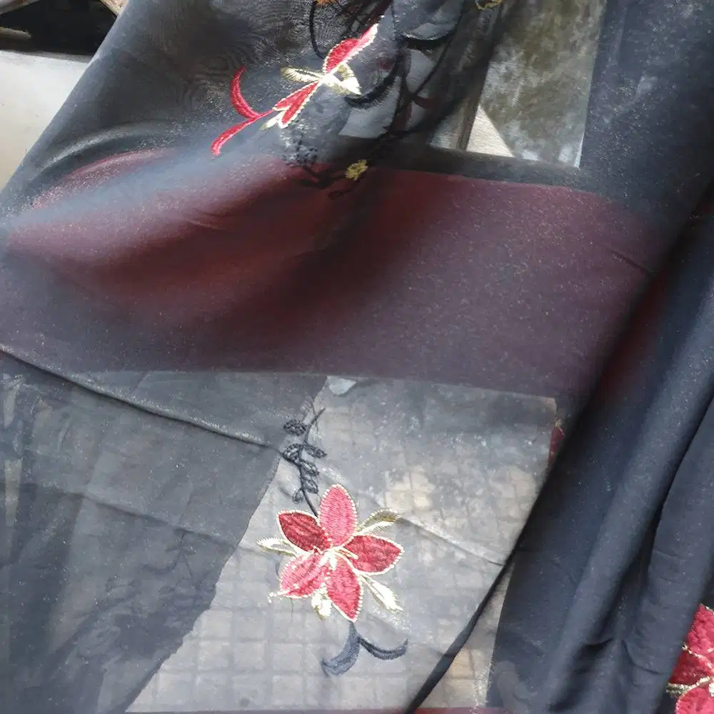 Kain Tile Kembang Murah