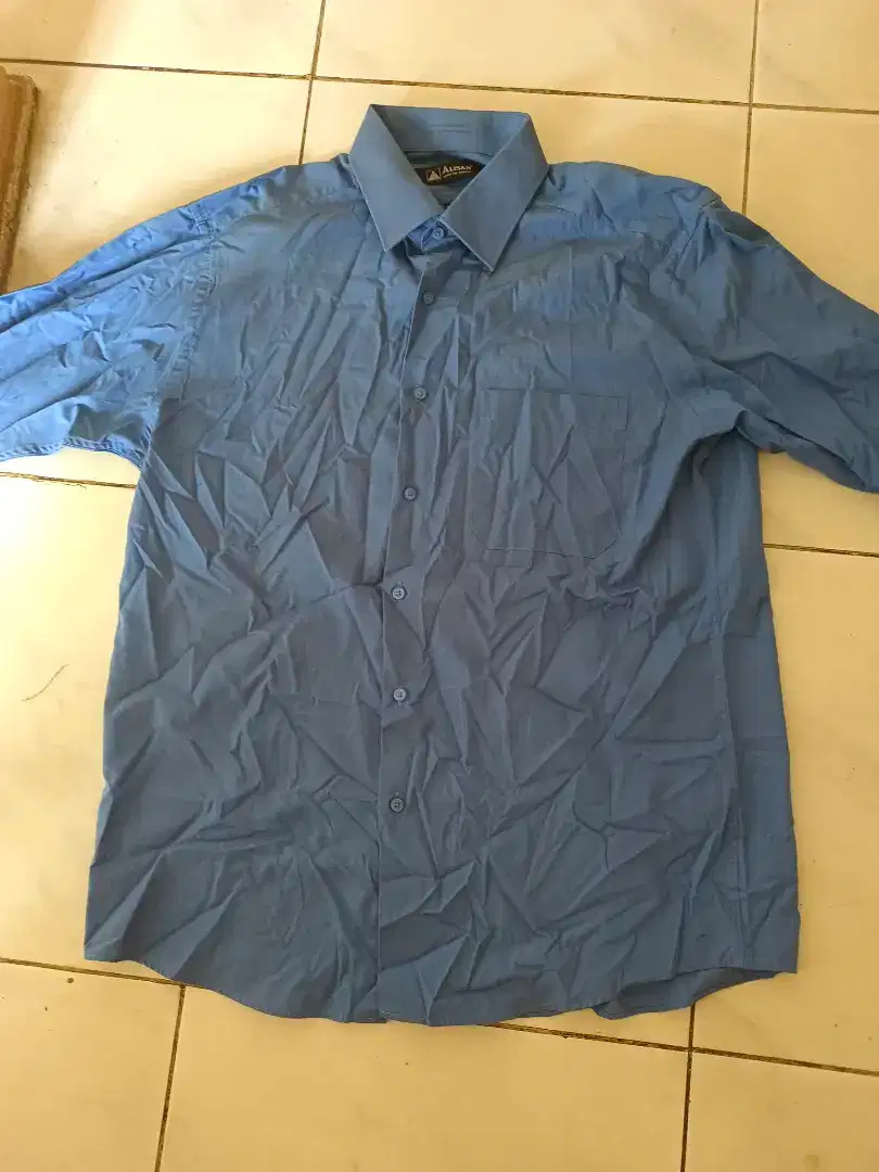 Kemeja alisan biru size XL