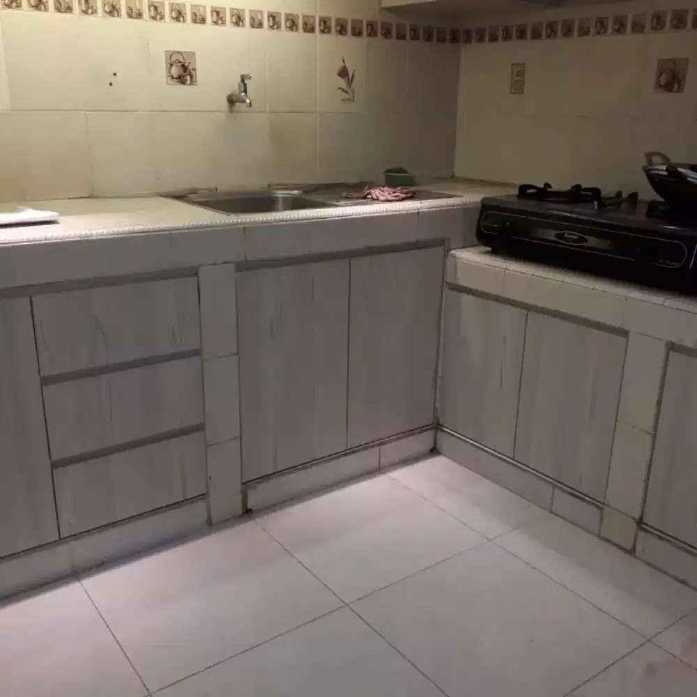 Frame Dan Pintu penutup Bagian Bawah Dapur Kitchen Set .