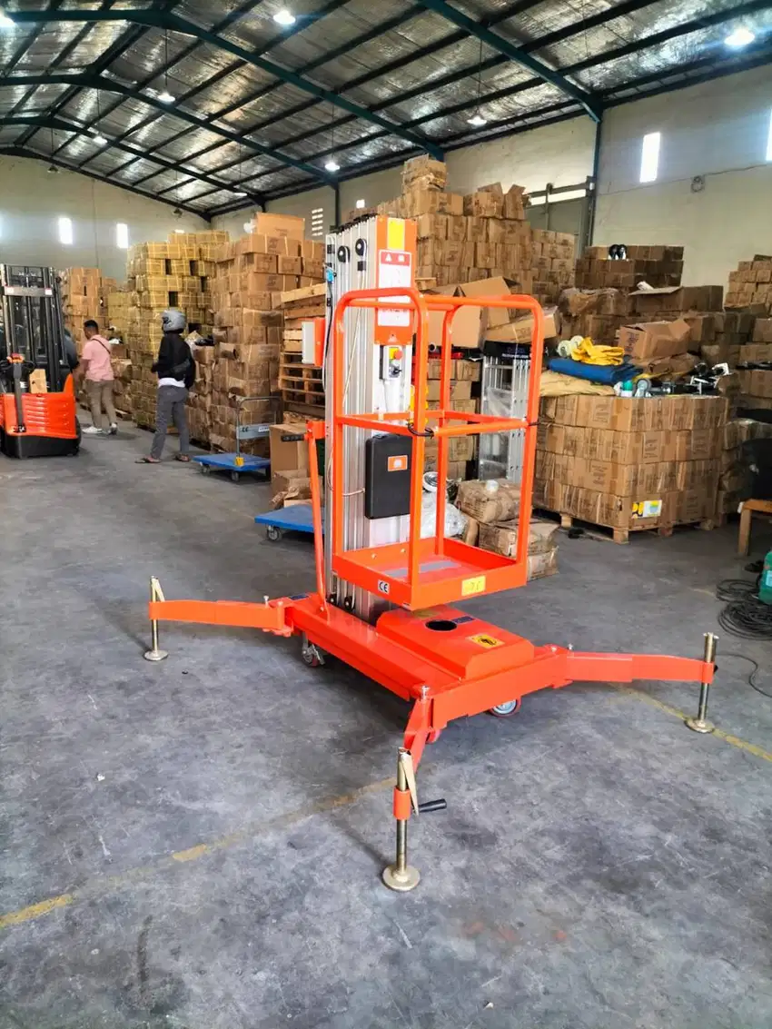 AERIAL WORK PLATFORM / TANGGA ELECTRIC / TANGGA HYDRAULIC