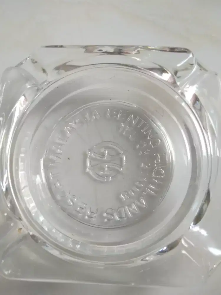 Asbak buat rokok.pajangan