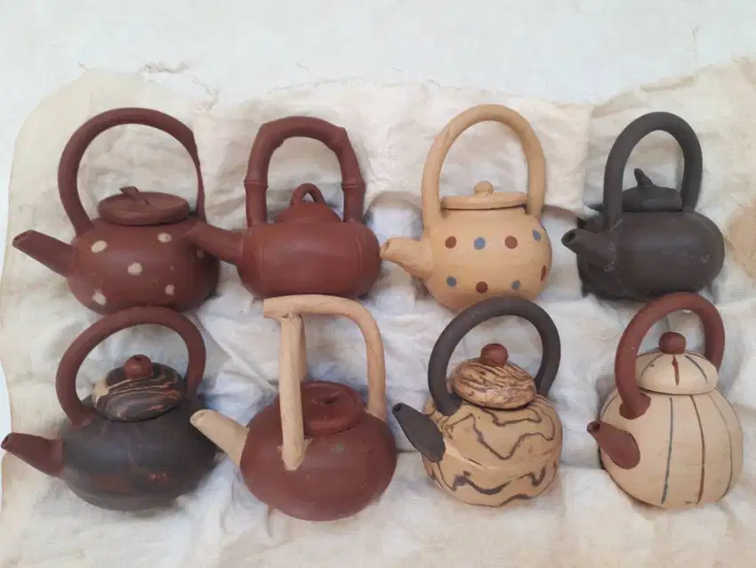 Handmade Traditional Clay Teapot 8 Miniature (A-510)