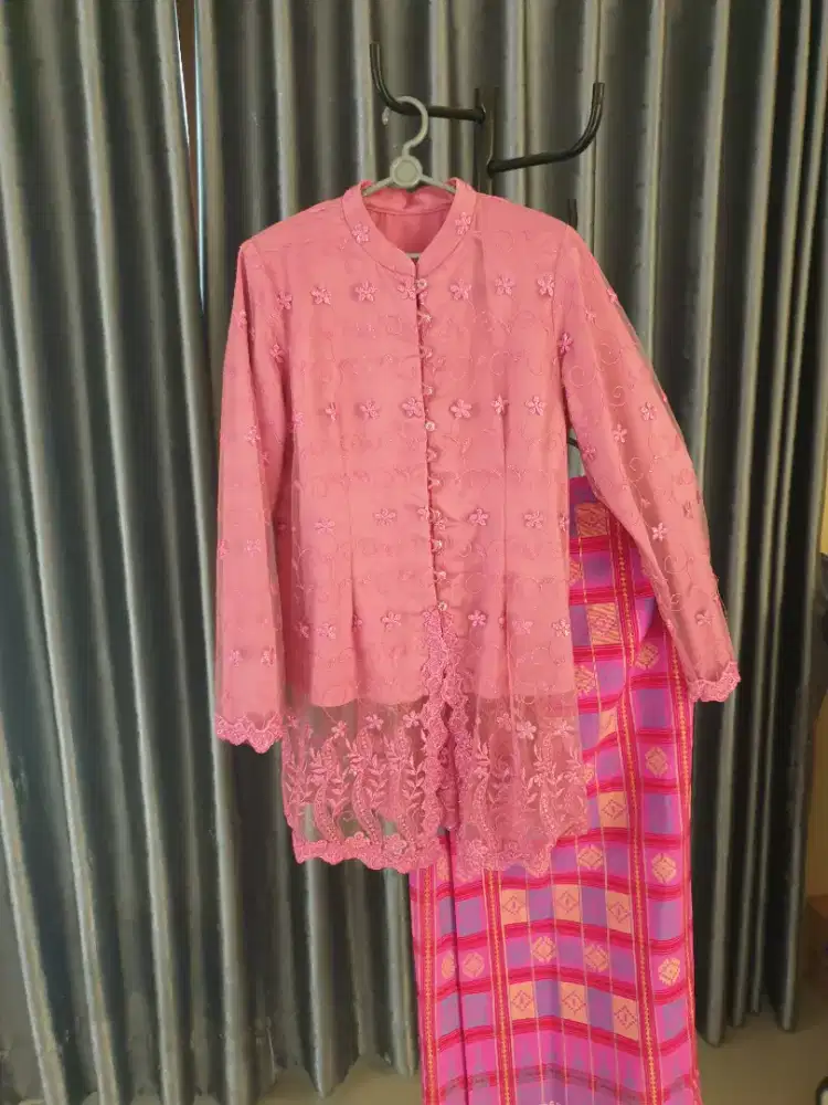 Kebaya Klasik Jawa