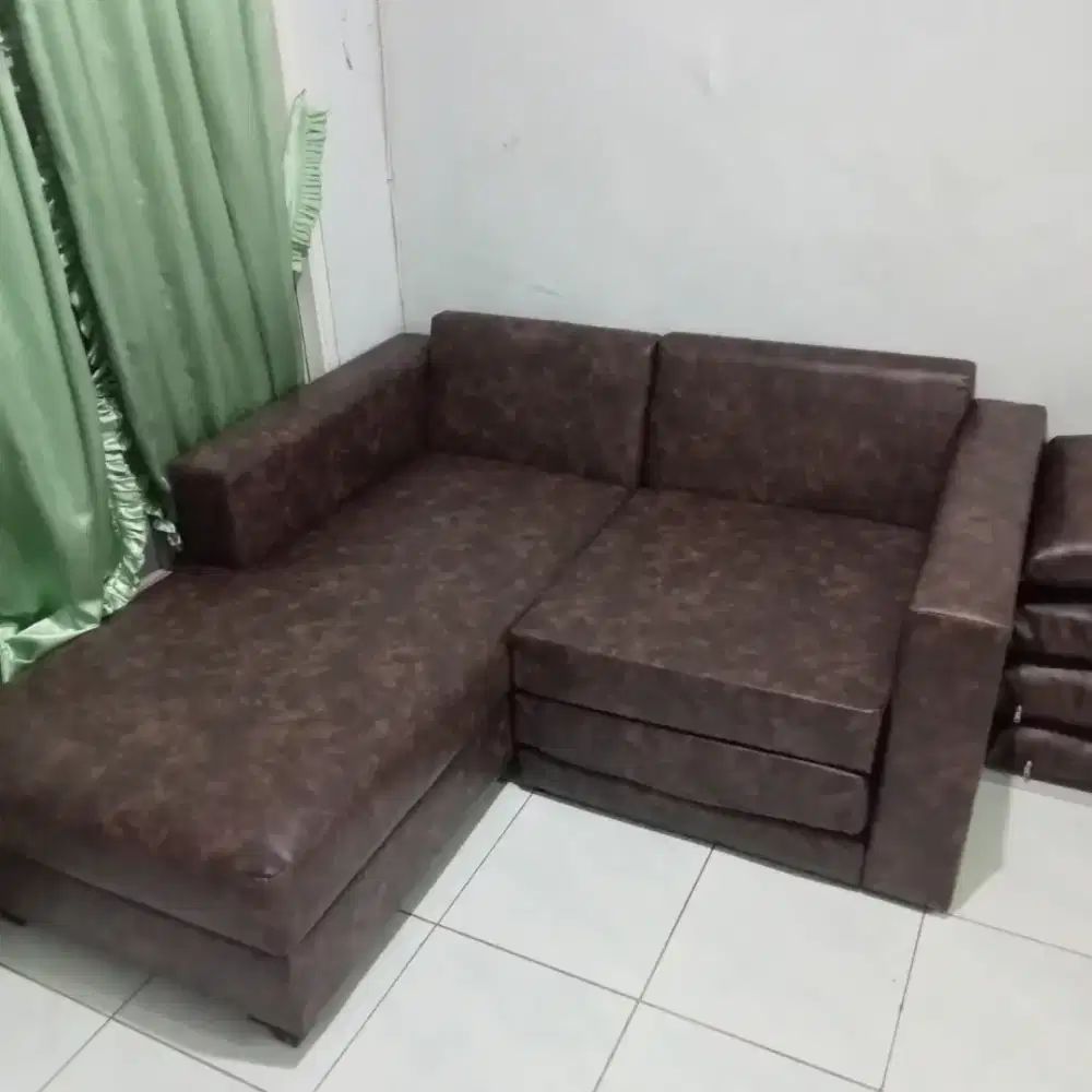 Melayani service sofa panggilan