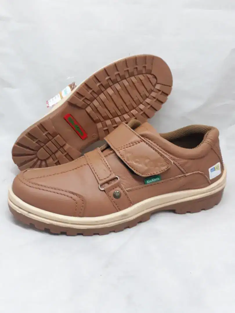 Sepatu pria casual kretek kulit asli tan