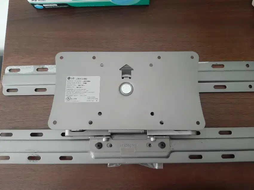 Bracket TV ori LG bisa SWIVEL putar 4 arah