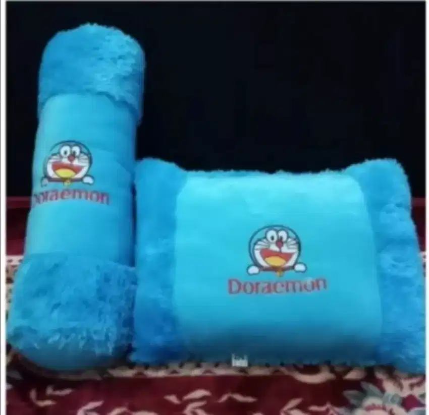 BANTAL DAN GULING ANAK KARAKTER DORAEMON MURAH