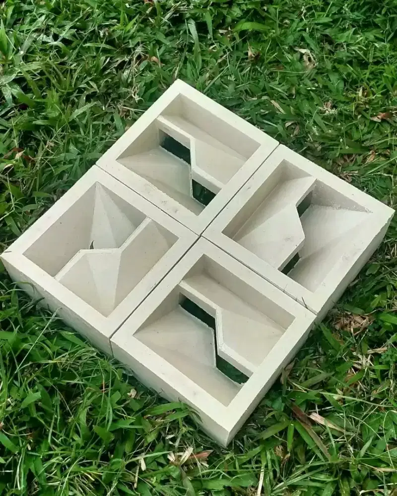 Loster minimalis terbaru