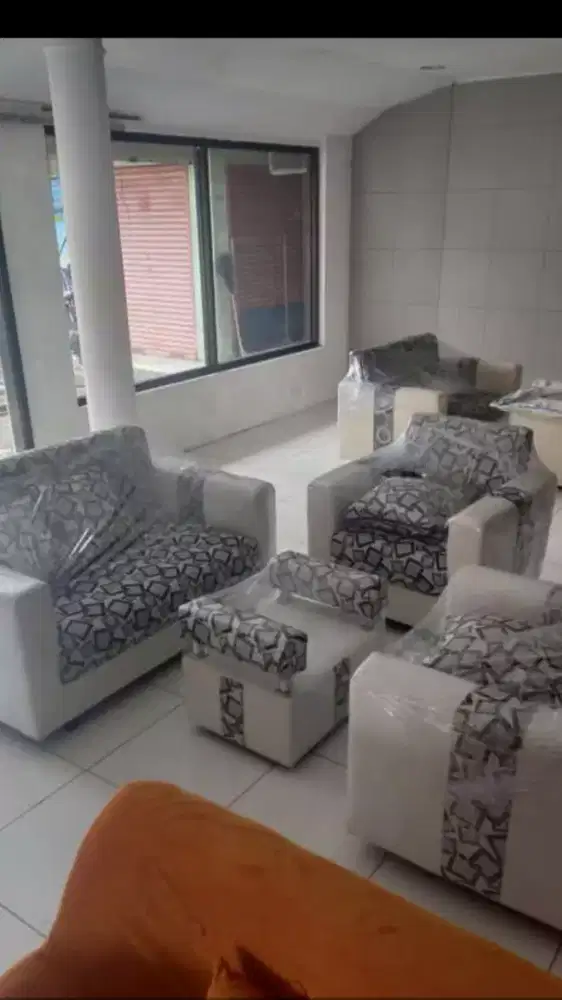 Sofa minimalis 2.2.1 + meja kaca