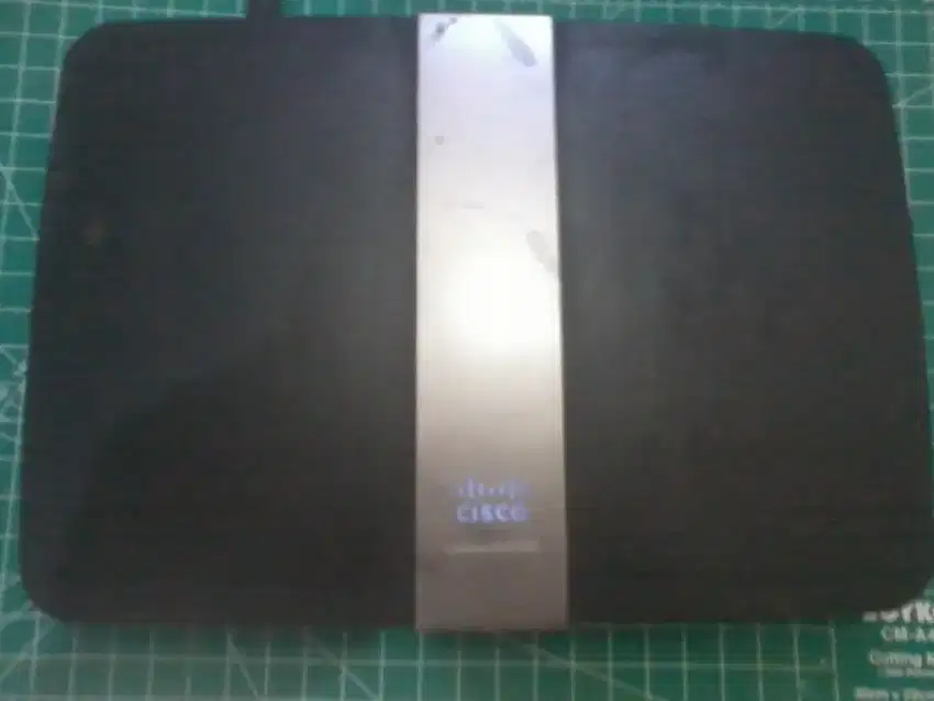 Router Cisco E4200 port 4 & Adaptor