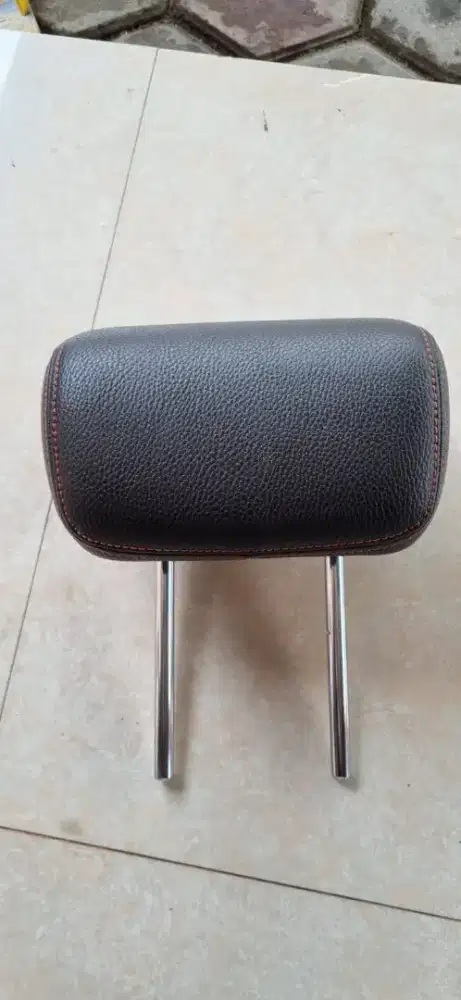 Head rest sandaran kepala Elgrand 2012 ORIGINAL