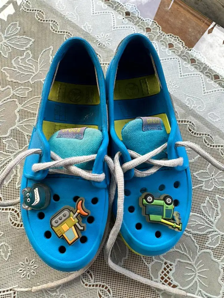 Sepatu crocs anak original 1000%