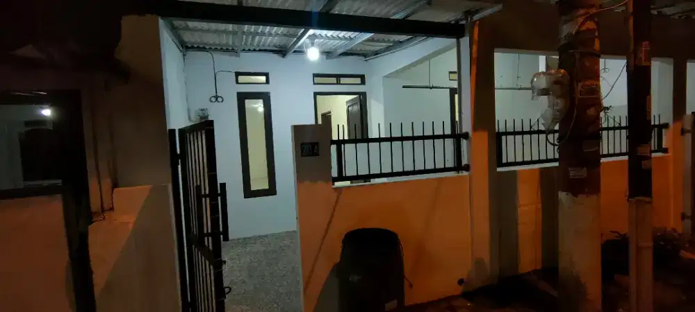 Disewakan Rumah Rapi Perumahan Alam Indah Lokasi Strategis Tangerang