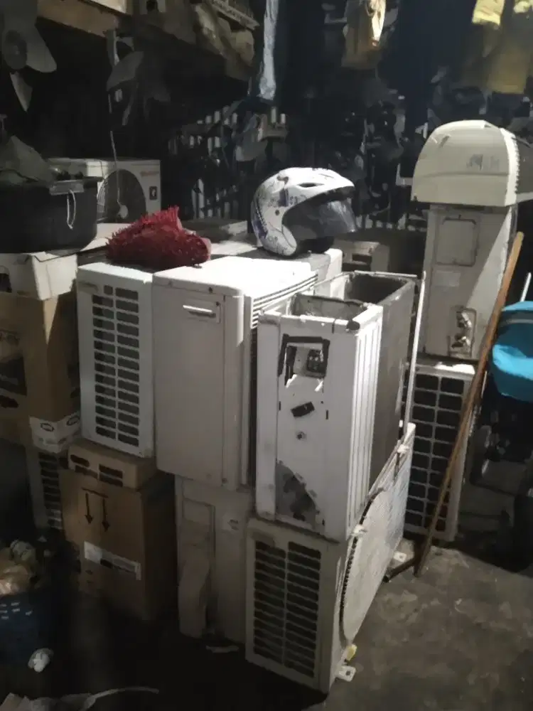 Trima beli AC bekas satuan atau borongan.