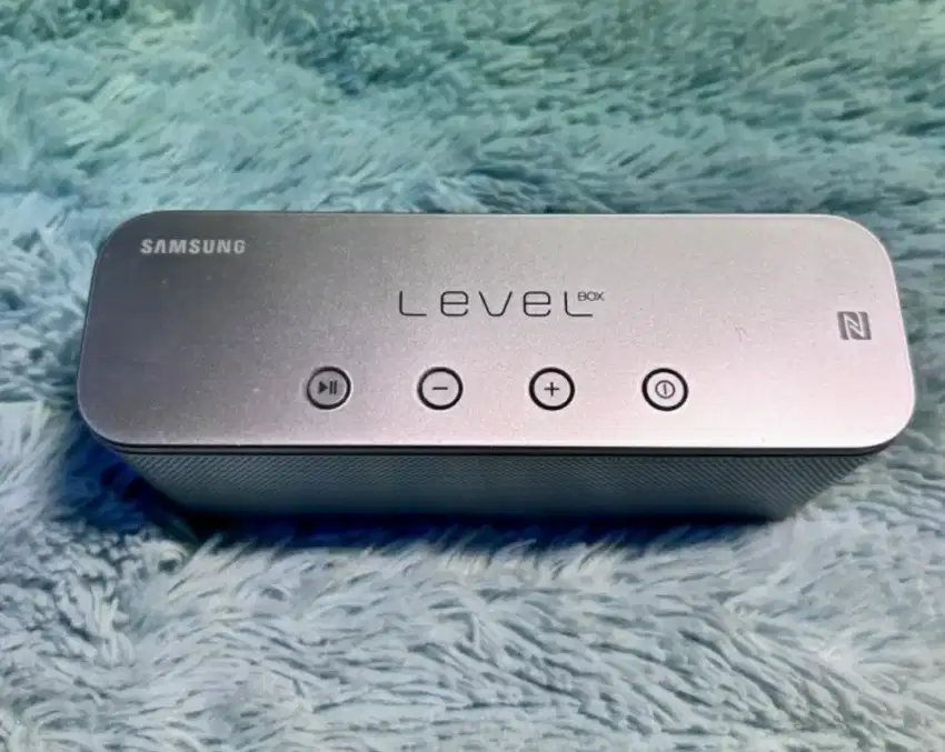 Samsung speakerbluetooth  level box original