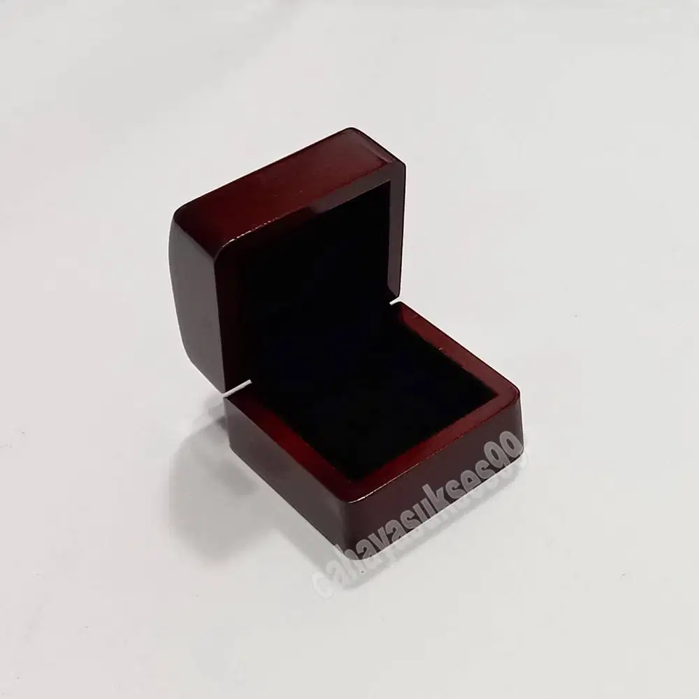 Kotak Box Kayu Tempat Perhiasan Cincin Gelang Kalung Liontin 6,5cm