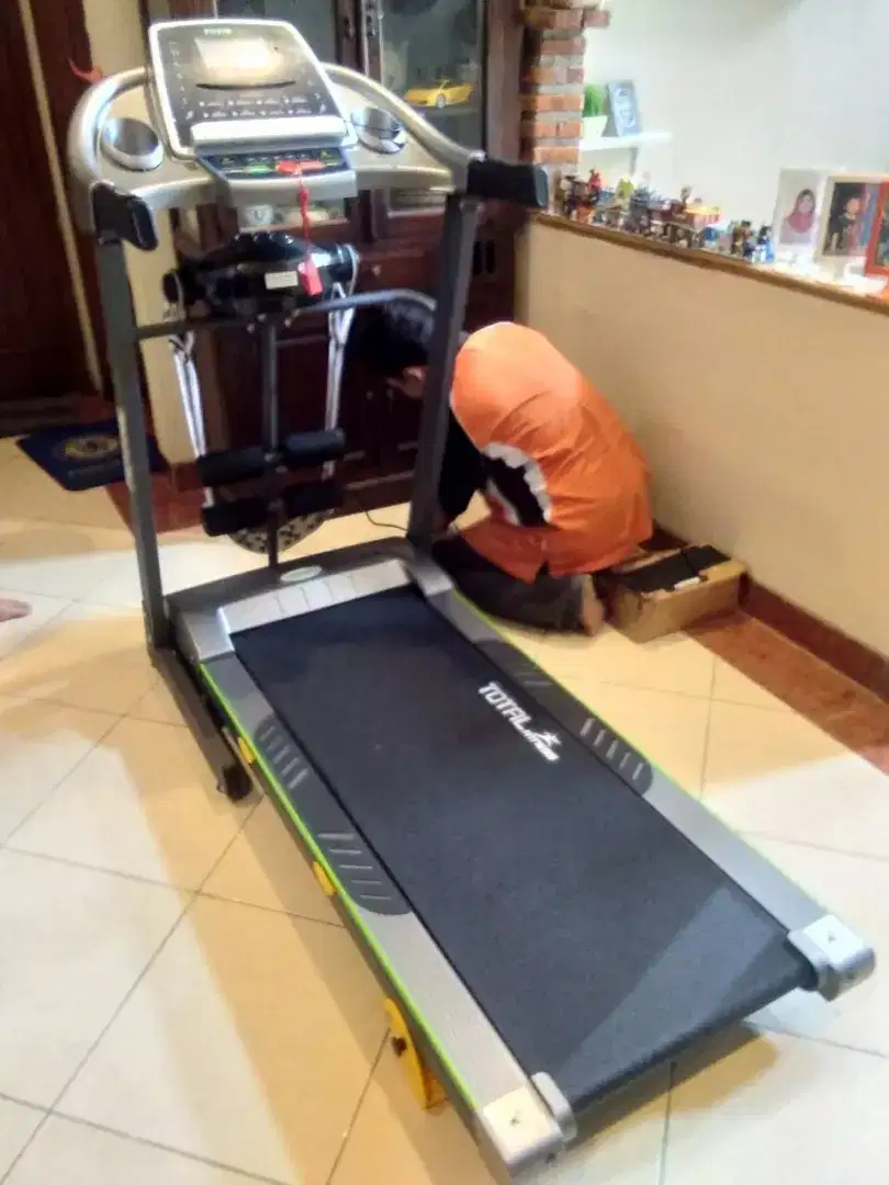 TREADMILL ELEKTRIK TF 288 SPORT