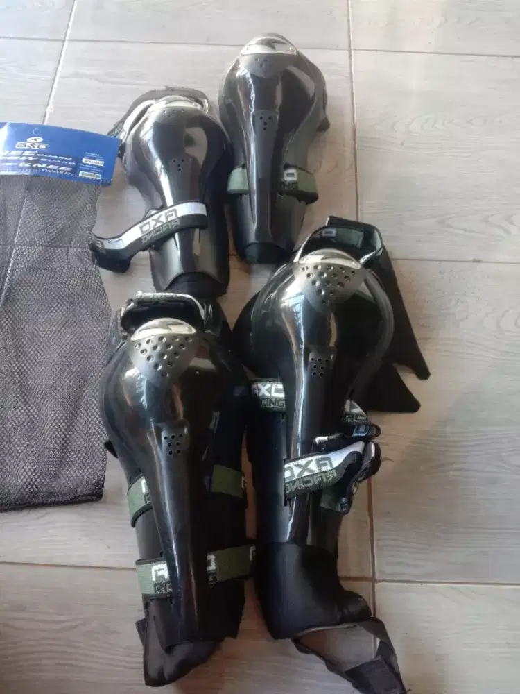 Decker touring bikers