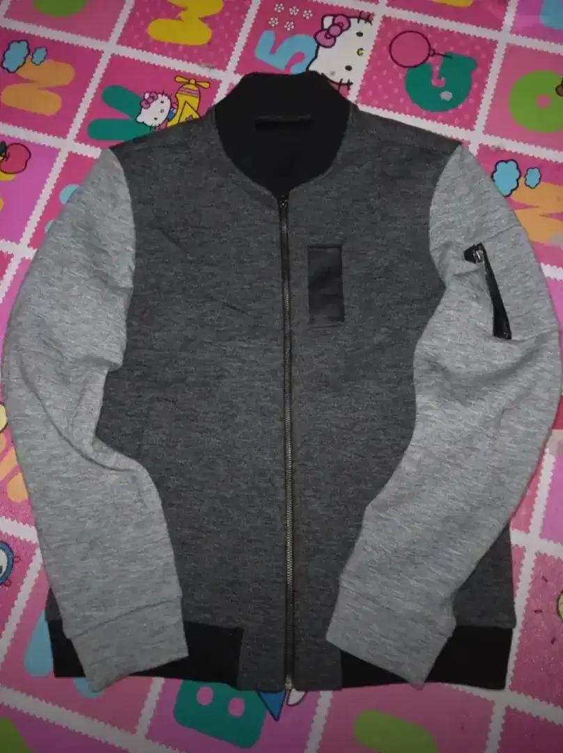 Jaket Bomber Mind Bridge size M nominus harga 300rb