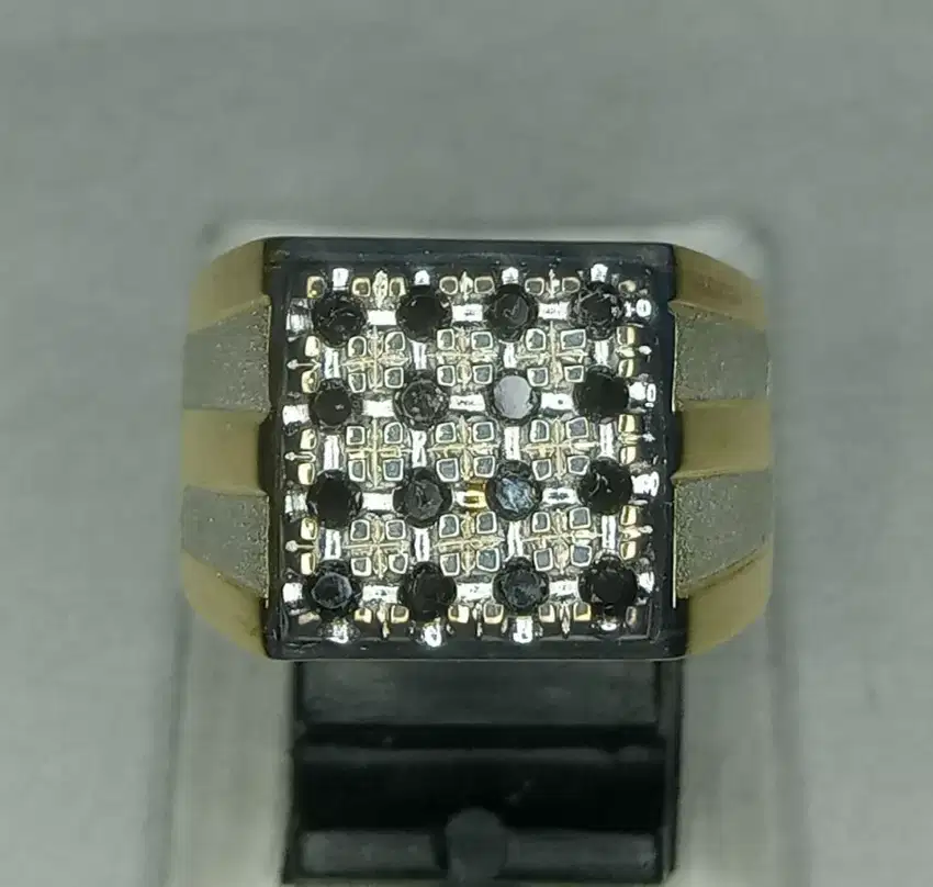 NATURAL BLACK DIAMONDS