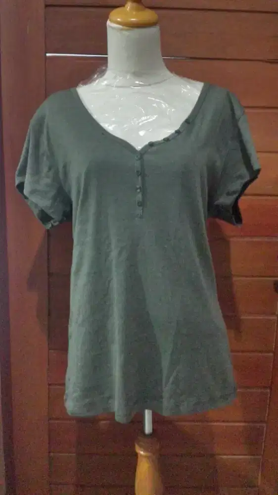 Kaos Old Navy Green Army