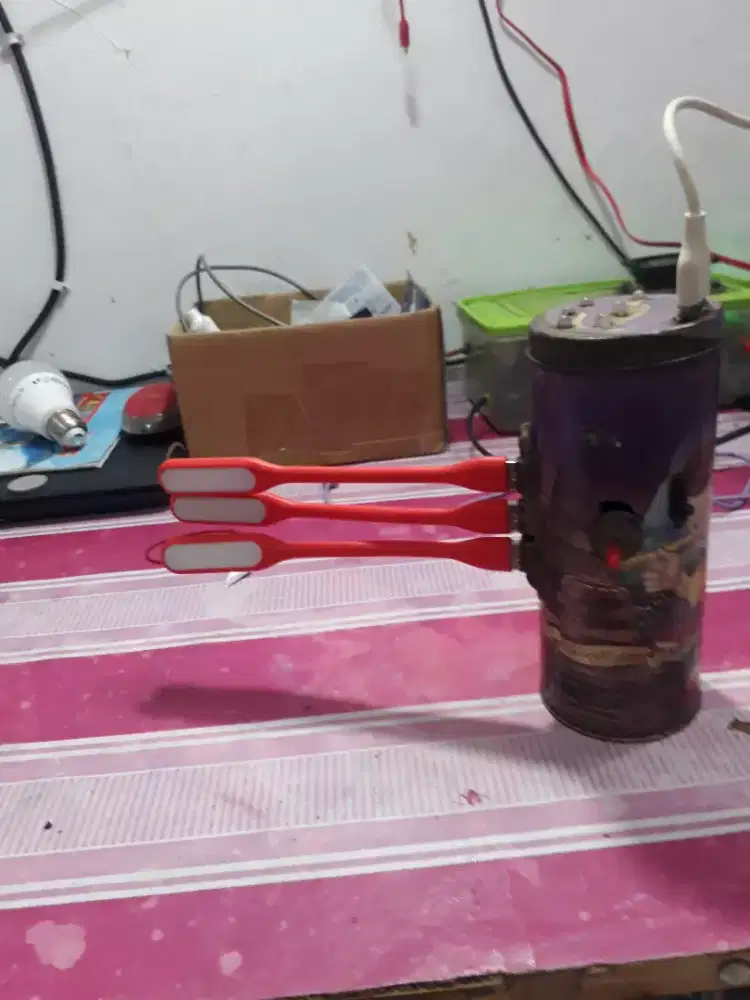 Lampu LED model sikat usb