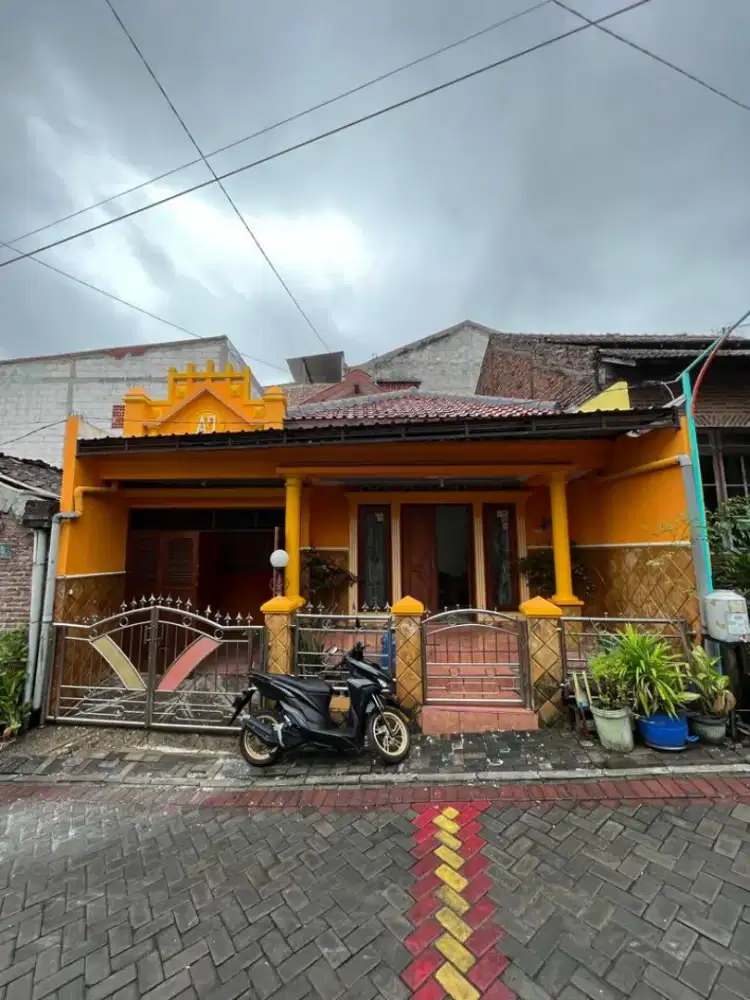 Dikontrakkan Rumah + isi, daerah SamPooKong