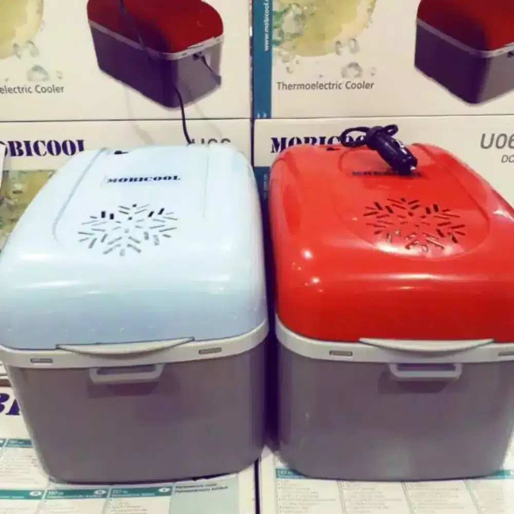 Kulkas mobil penghangat / pendingin makanan mobil mobicool original