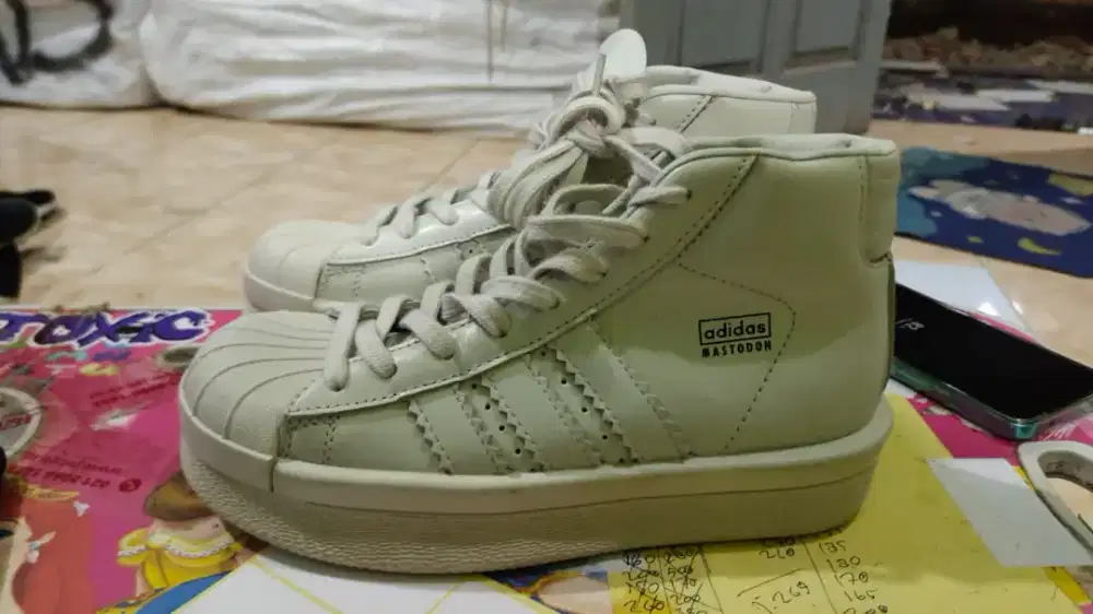 SEPATU ADIDAS MASTODON SIZE 38