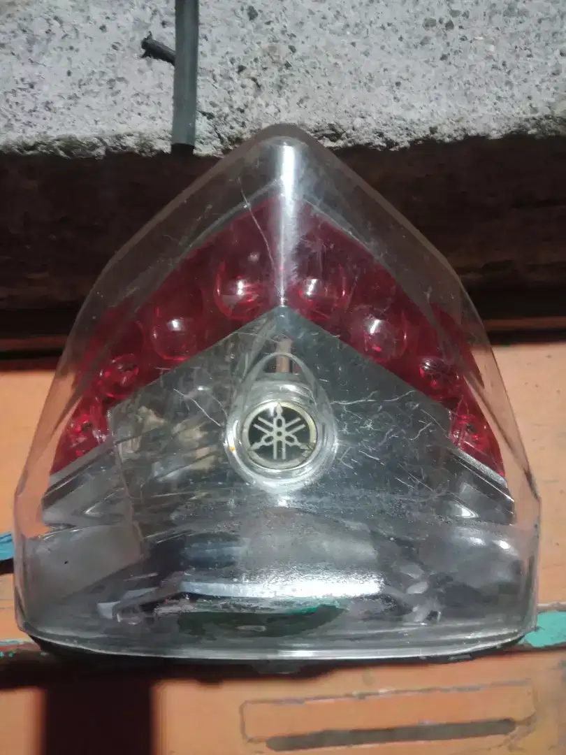 lampu stop Scorpio z orisinil