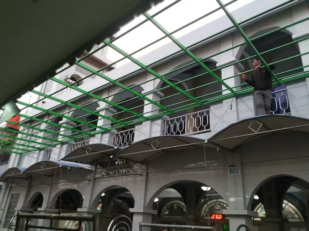 kanopi mininalis dengan rangka baja, besi holo galvanis atau stenlist