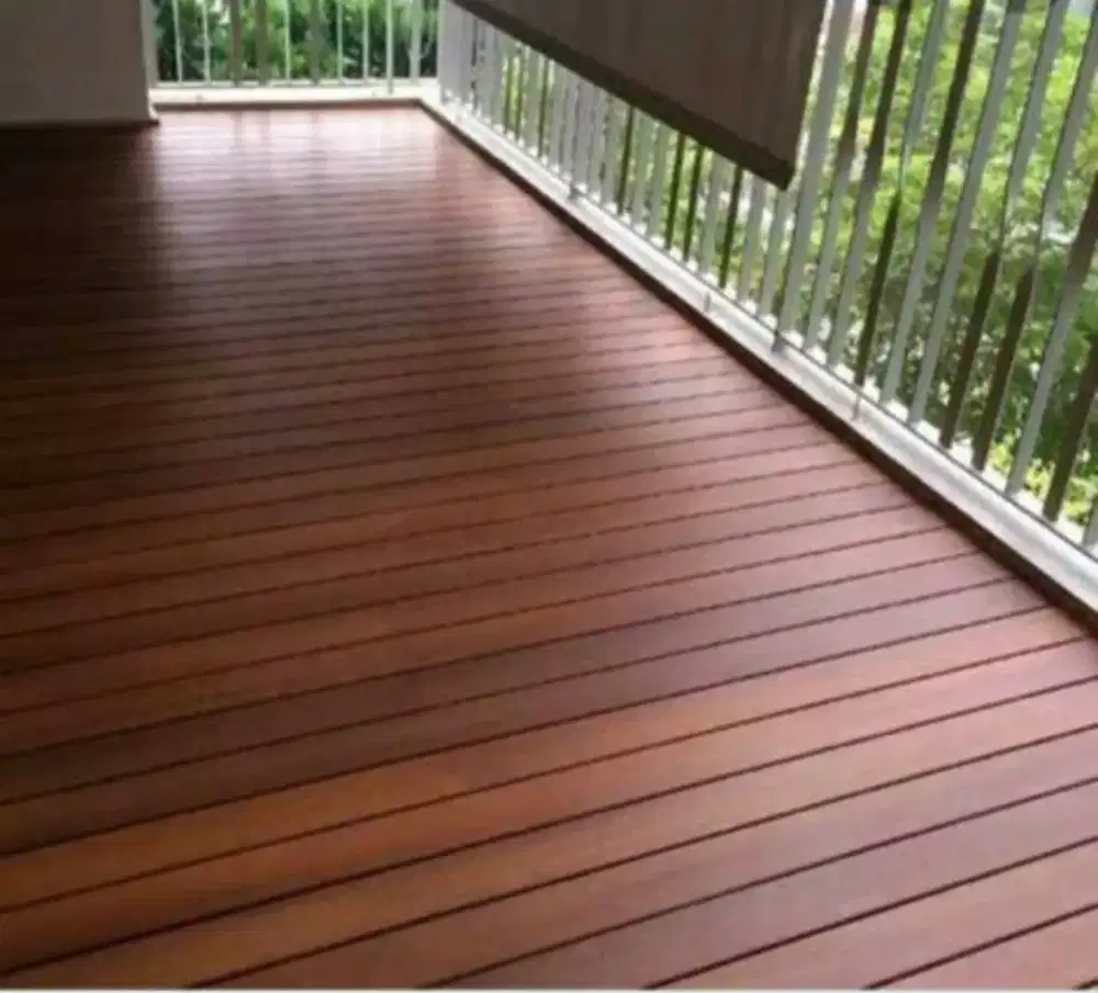 Menyediakan papan kayu bengkirai sisa export